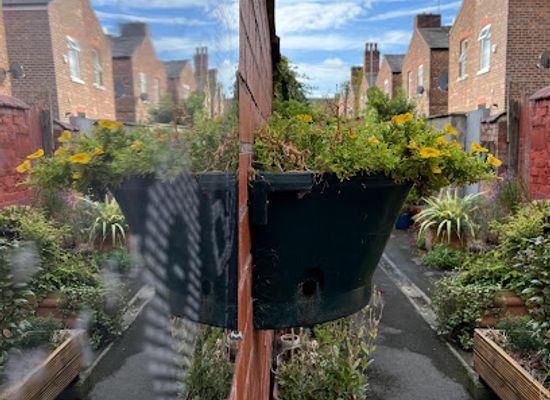 united-kingdom/manchester/attraction/reflective-passage