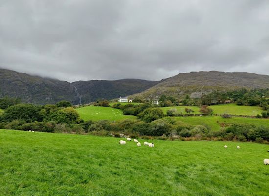 ireland/beara-peninsula/attraction/the-mare-s-tail-waterfall