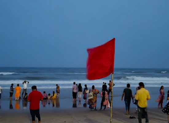 india/puri/attraction/blue-flag-beach-at-puri