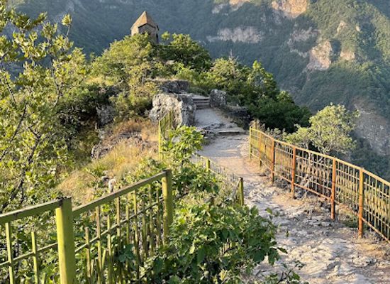 armenia/tatev-monastery/attraction/halidzor-observation-deck-halidzor-ditaket