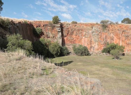 australia/goulburn-valley/attraction/whoop-whoop-walk-about