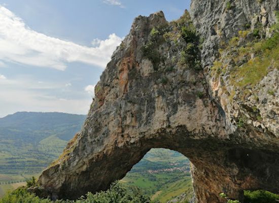 romania/alba/attraction/grota-studentilor