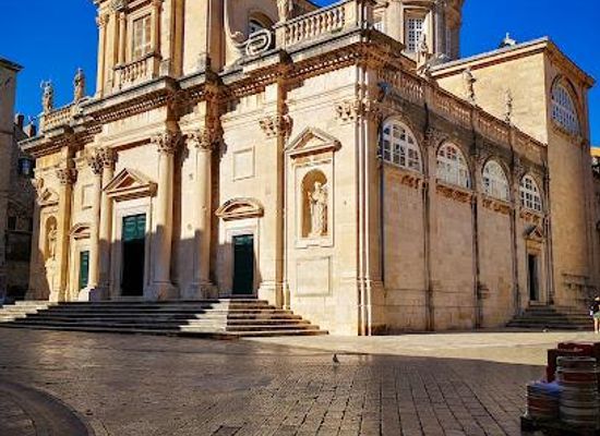 croatia/dubrovnik/attraction/the-cathedral-of-the-assumption-of-the-virgin-mary