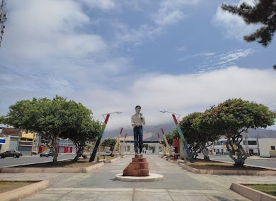peru/ancash/attraction/isla-blanca-boulevard