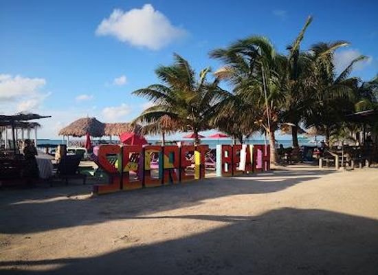 belize/san-pedro/attraction/the-gallery-of-san-pedro