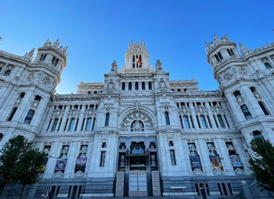 spain/madrid/retiro/attraction/paisaje-de-la-luz