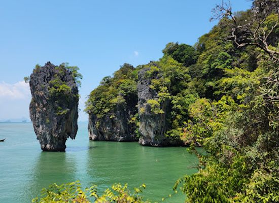 thailand/andaman-coast/attraction/ko-tapu-james-bond-island