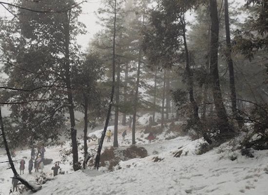 pakistan/murree/attraction/sandhian-stop