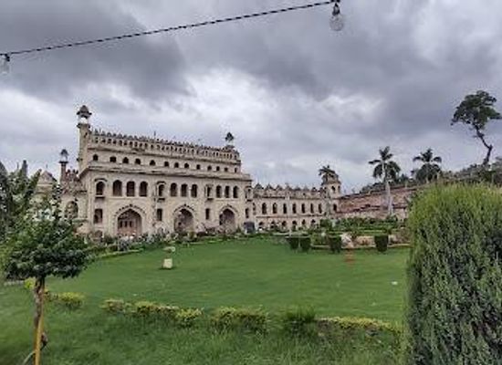 india/lucknow/attraction/bara-imambara
