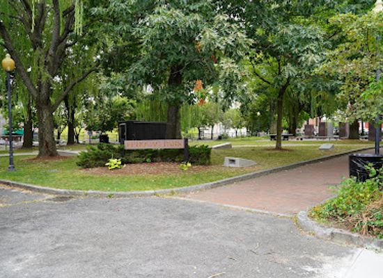 massachusetts/lowell/attraction/jack-kerouac-park