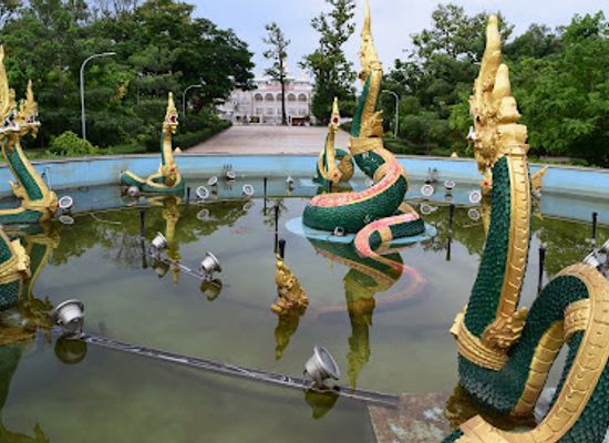laos/northern-laos/attraction/chao-anouvong-park