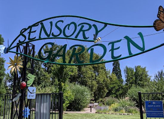 nevada/reno/attraction/the-sensory-garden-at-idlewild-park