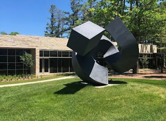 michigan/traverse-city/attraction/dennos-museum-center