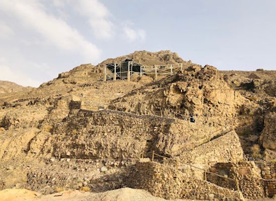 jordan/ghor-al-safi/attraction/lot-s-cave