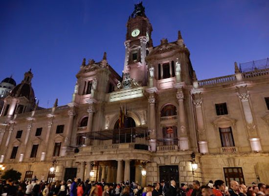 spain/valencia/attraction/balcon-del-ayuntamiento-de-valencia