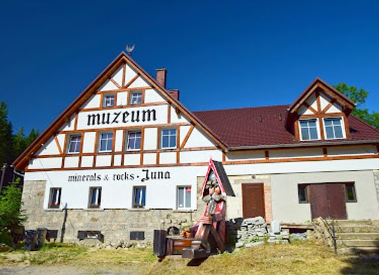 czechia/silesia/attraction/museum-of-juns-land