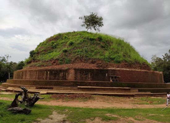 sri-lanka/ruhuna/attraction/neelagiri-seya