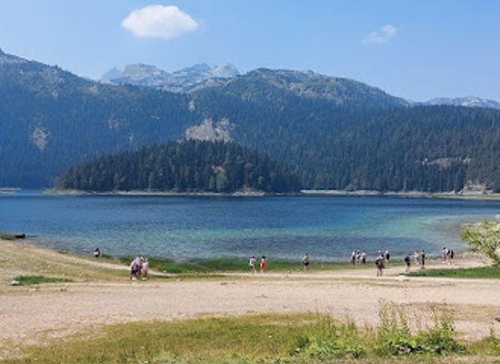 montenegro/lakes-of-plav/attraction/durmitor-paragliding-launch-spot