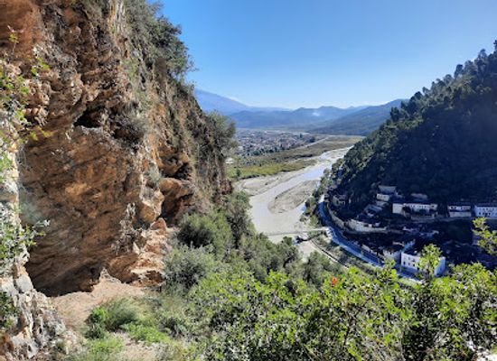albania/toskeria/attraction/ilirothrak-www-ilirothrak-com