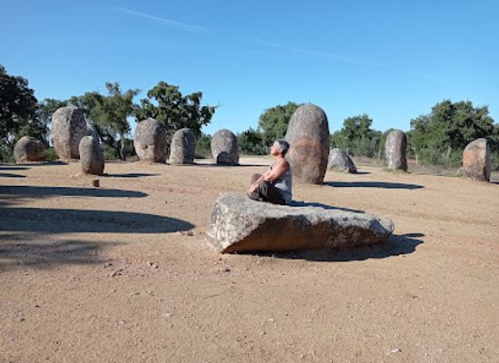 portugal/alentejo-coast/attraction/almendres-cromlech