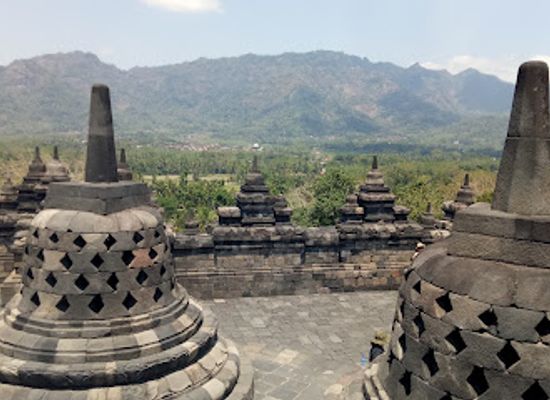 indonesia/java/attraction/padepokan-apel-watoe