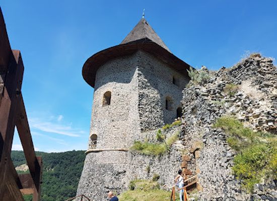 slovakia/novohrad/attraction/kamenny-vodopad-bazaltovy-somoska