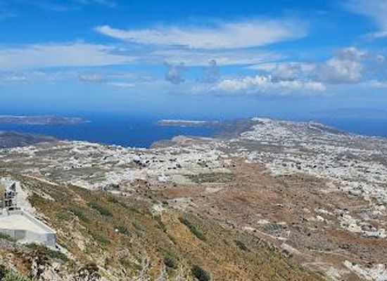 greece/santorini/attraction/moni-profiti-ilia