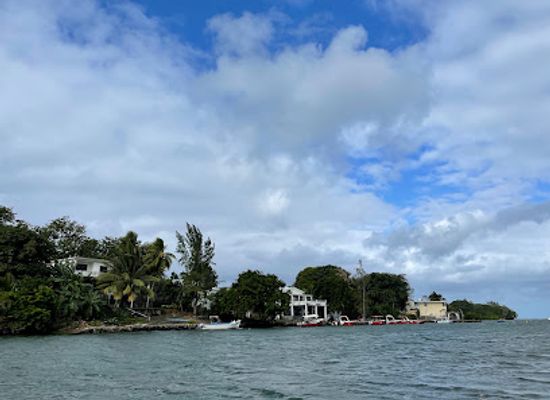 mauritius/grand-port/attraction/grse-waterfall