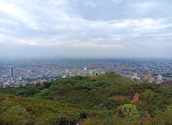colombia/cali/attraction/parque-natural-bataclan