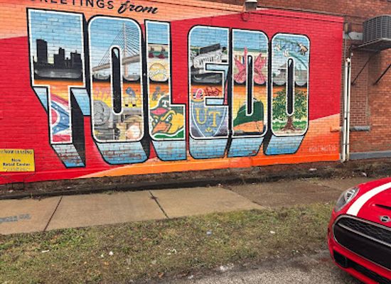 ohio/maumee-valley/attraction/greetings-from-toledo