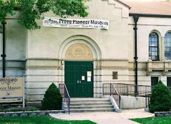utah/wasatch-front/attraction/provo-daughters-of-utah-pioneers-museum