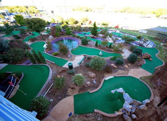 oklahoma/oklahoma-city-metropolitan-area/attraction/hey-day-entertainment-norman