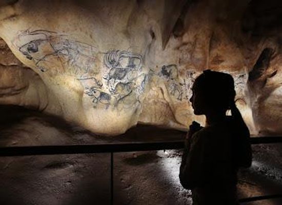 france/ardèche-gorges/attraction/grotte-chauvet-2-ardeche
