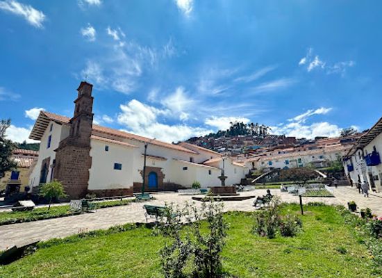peru/cusco/san-blas/attraction/pileta-plaza-de-san-blas