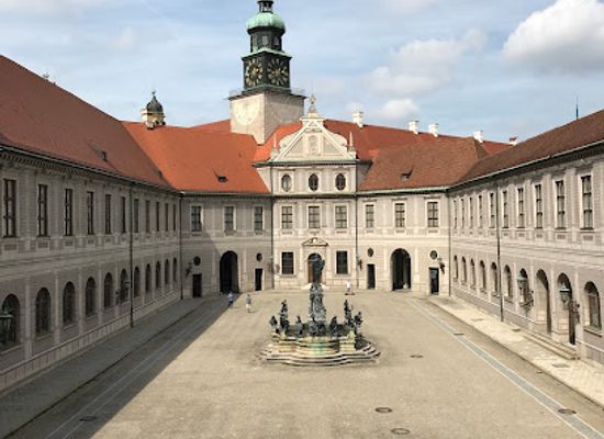 germany/munich/attraction/kabinettsgarten