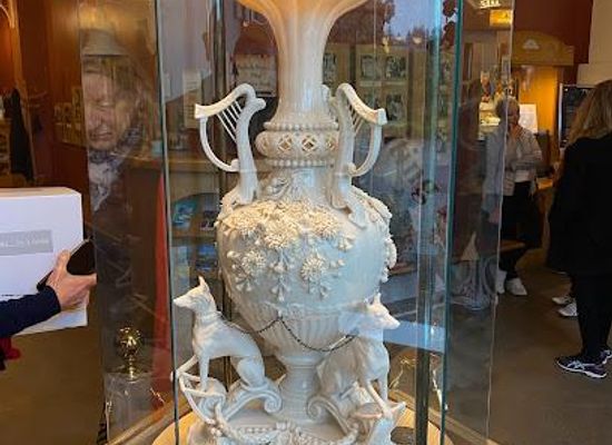 ireland/county-donegal/attraction/belleek-visitor-center