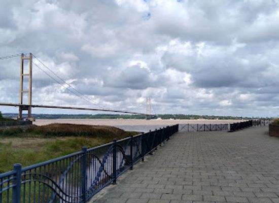 united-kingdom/yorkshire-and-the-humber/attraction/waters-edge-country-park-visitor-centre