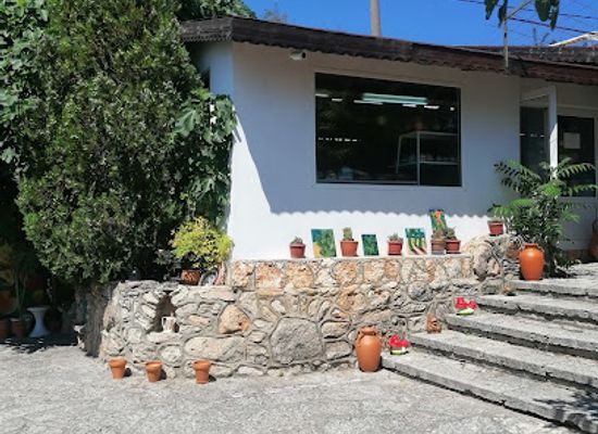 bulgaria/balchik/attraction/pracownia-garncarska