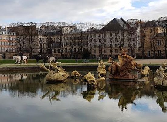 france/versailles/attraction/neptune-fountain