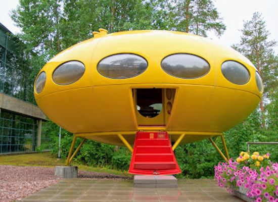 finland/espoo/tapiola/attraction/exhibition-centre-weegee