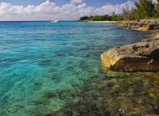 the-bahamas/new-providence/attraction/clifton-heritage-national-park