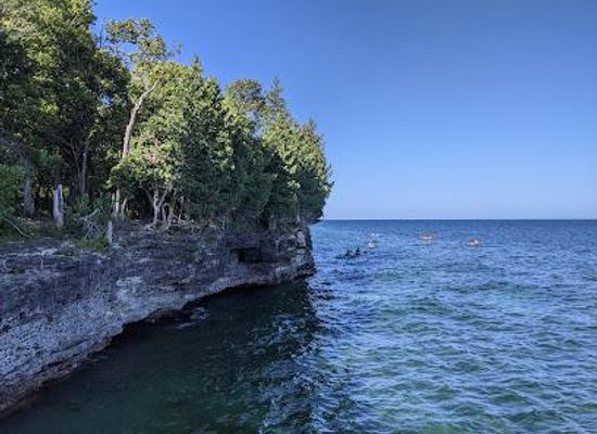 wisconsin/door-county/attraction/cave-point-county-park