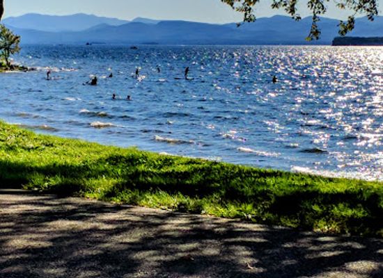 vermont/lake-champlain-islands/attraction/burlington-earth-clock