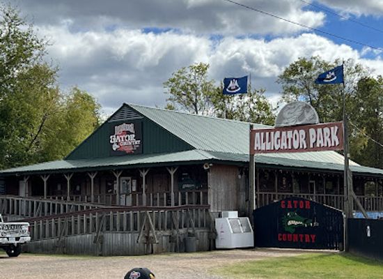louisiana/chenier-plain/attraction/gator-country-la-alligator-park
