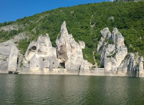 bulgaria/northwest-bulgaria/attraction/ovech-fortress
