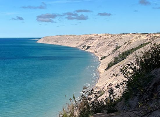 michigan/lower-peninsula/attraction/log-slide-overlook