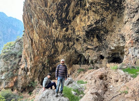 lebanon/bcharre/attraction/mghrt-brwht-wdy-hdshyt