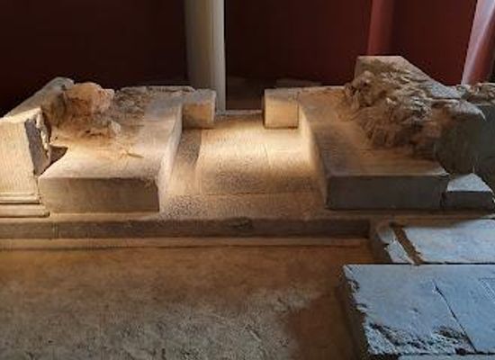 spain/valencian-community/attraction/mausoleus-romans-de-lliria