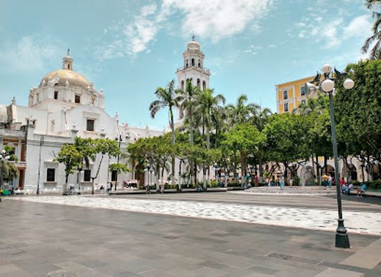 mexico/veracruz/malecon/attraction/zocalo-de-veracruz