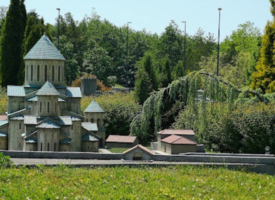 georgia/samegrelo-zemo-svaneti/attraction/miniature-park